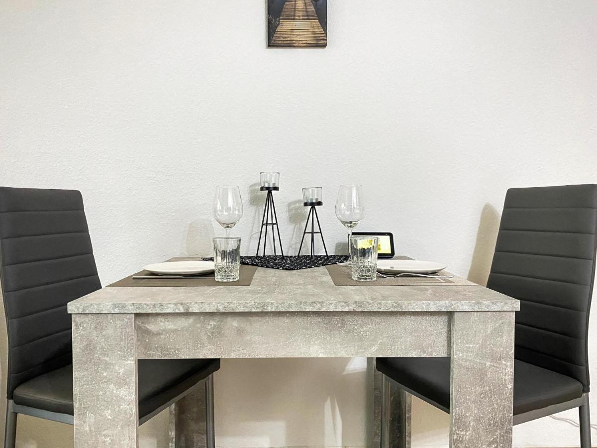 Wohlfuehl-Apartment Mit Kostenfreier Tiefgarage, Wifi & Terrasse 莱比锡 外观 照片